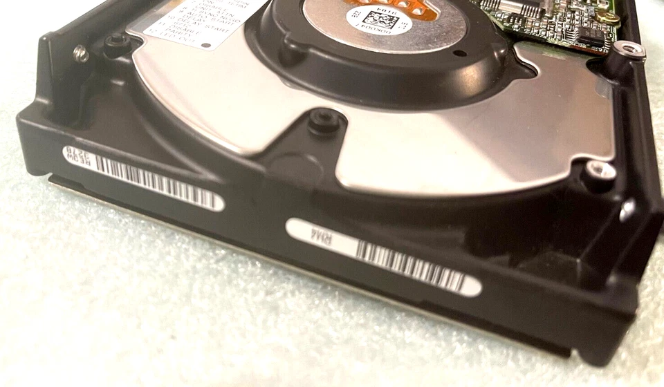 Vintage IBM SCSI DDRS-39130 9GB 68pin 03L5292 Hard Drive CERTIFIED RM3-HD2 - Image 4 of 4