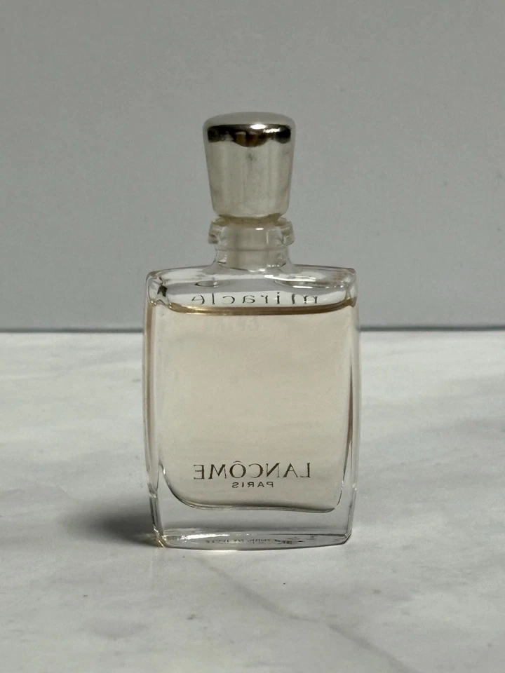Mini perfume para mujer MIRACLE By Lancome 0,17 oz/5 ml eau de parfum eau de parfum splash Foto 3 de 4