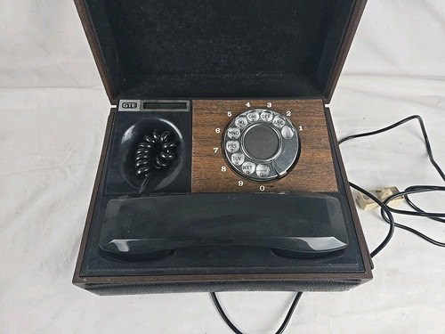 Vintage GTE Deco-Tel Rotary Telephone Model #DAG2131B Untested
