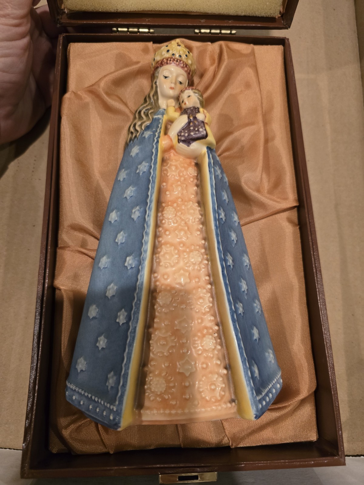 Goebel 75th Anniversary 1984 Sister Maria Innocentia Hummel Figurine 9”