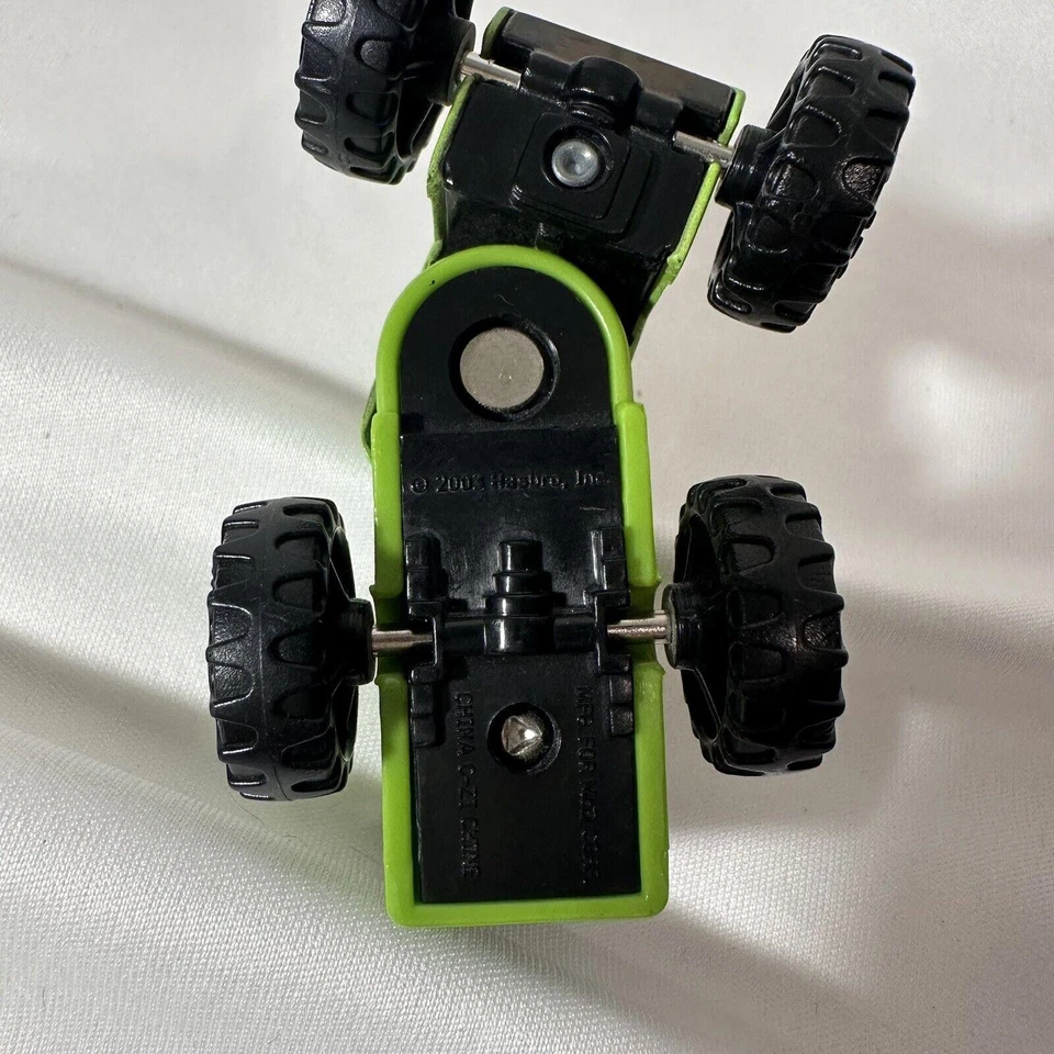 Tractor Tonka Green 2003, hecho para McDonald's, hecho en China Foto 3 de 4