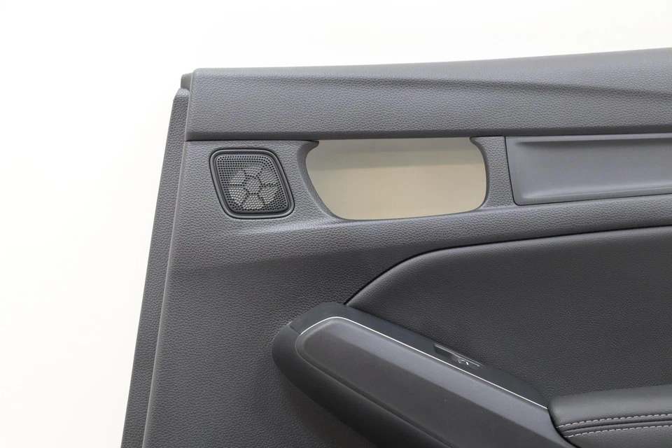 2023 - 2025 ACURA INTEGRA PUERTA TRASERA DERECHA MOLDURA PANEL OEM NEGRO_ES Foto 3 de 4