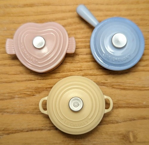 Le Creuset Kitchen Magnet Miniature Fridge Magnet Novelty ornament DYDO - Picture 11 of 107