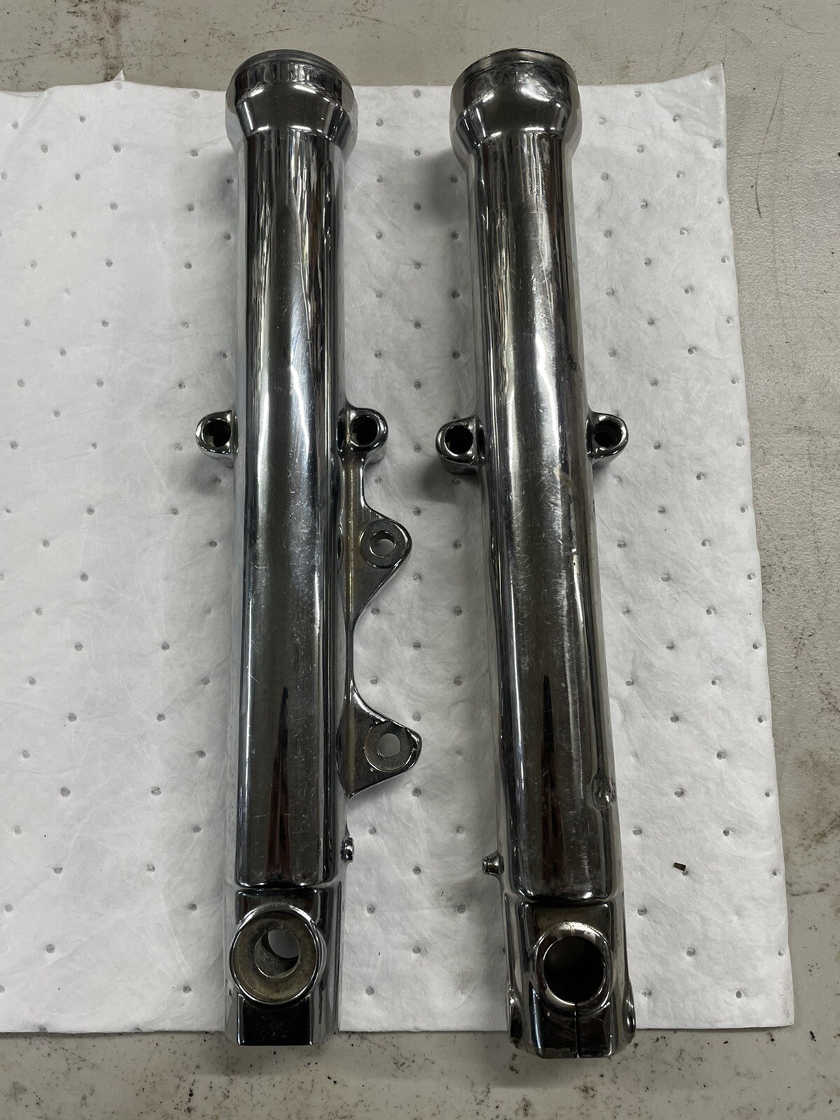HARLEY CHROME 39mm FORK SLIDER LEGS 19881999 Sportster Dyna Shaw’s