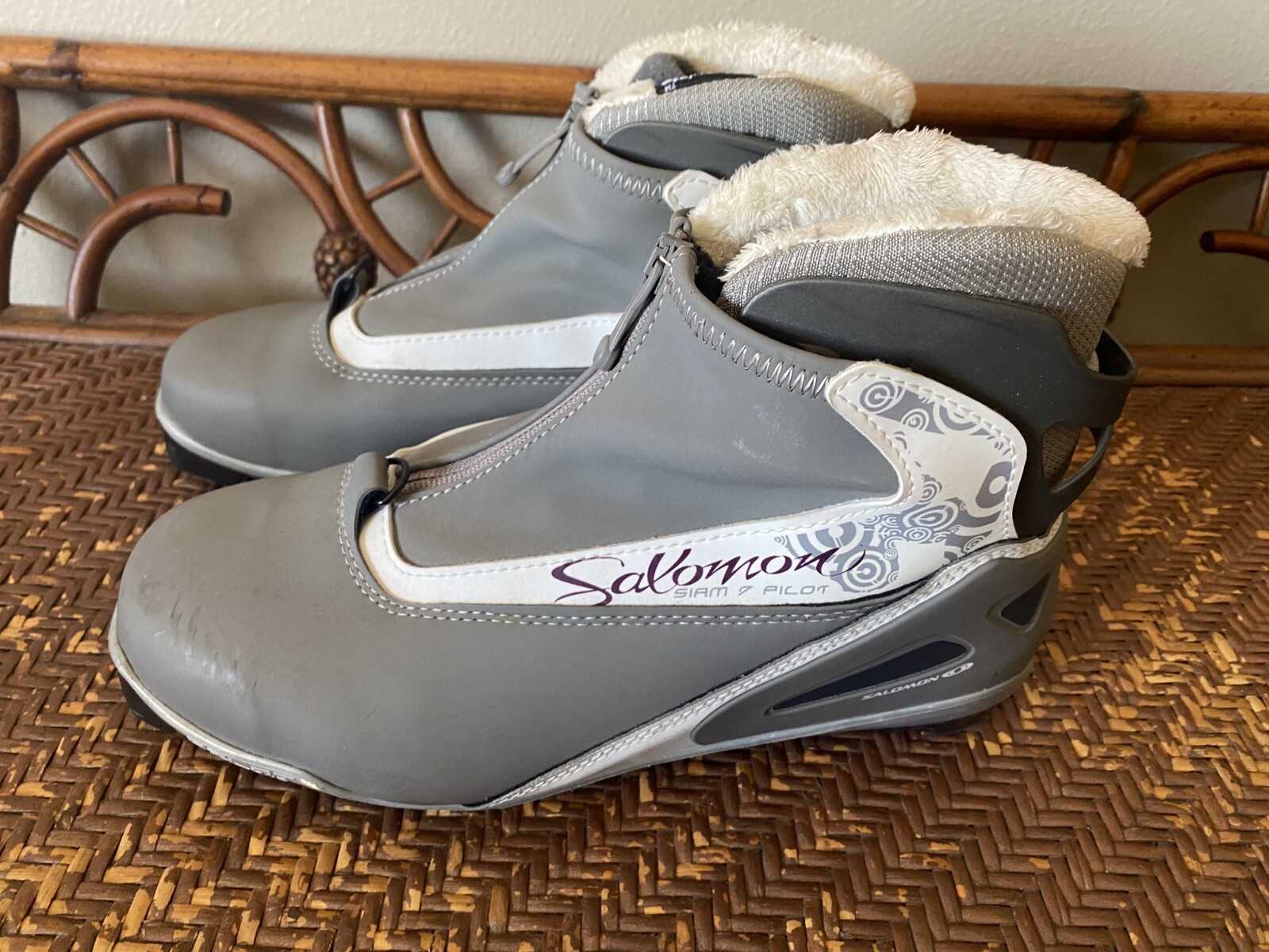 Scarpe scarponi da sci Salomon Pilot Cross Country con cerniera e cravatta da donna taglia US 9 5