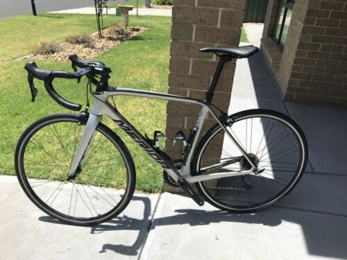 Cadre Vélo Course MERIDA GENESI FULL CARBON – Neuf – Taille 51cm – Noir