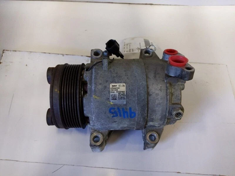 Compresor de aire acondicionado Nissan Titan 2011-2015 OEM Foto 2 de 2