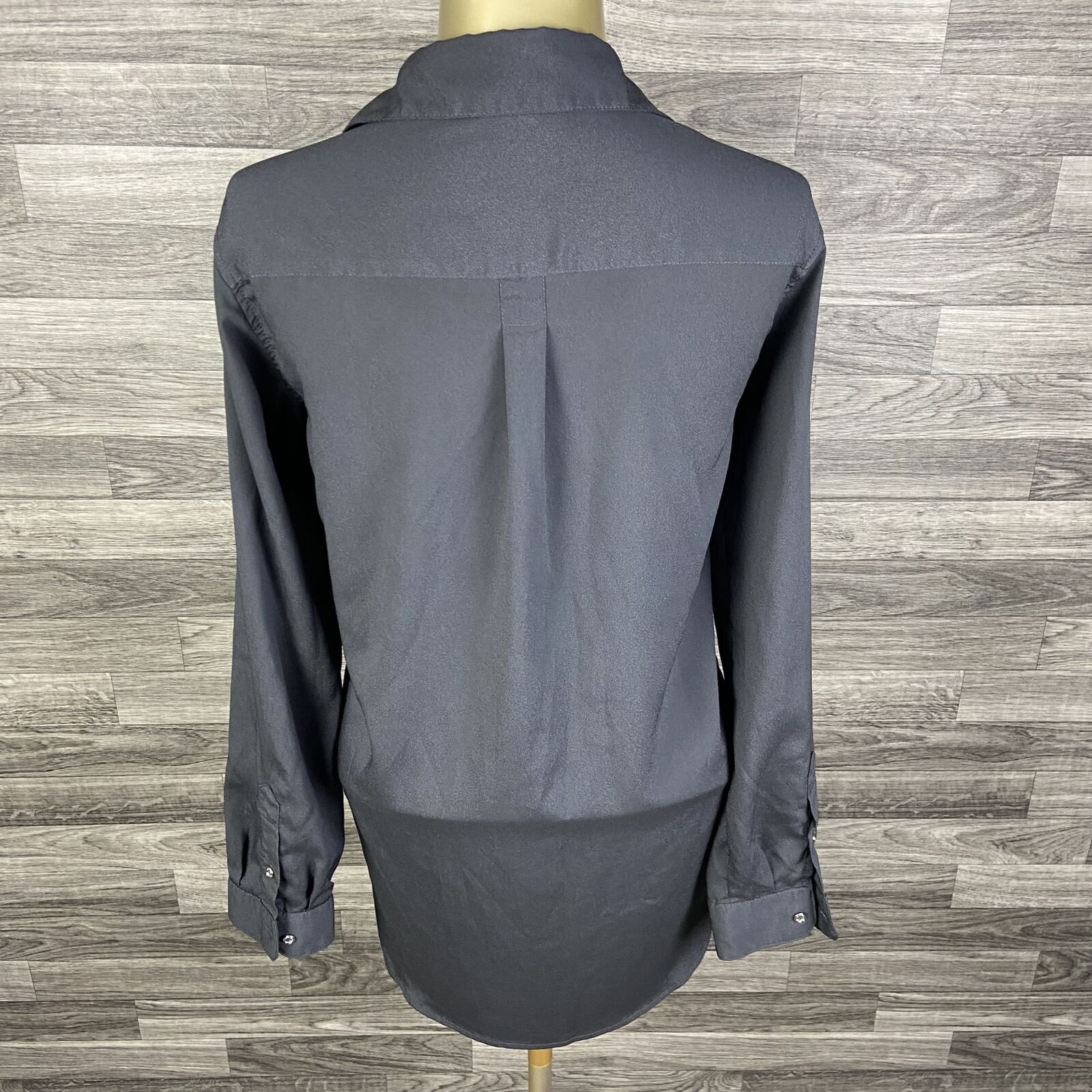 CALVIN KLEIN Collared Button Down Long Sleeve Gre… - image 9