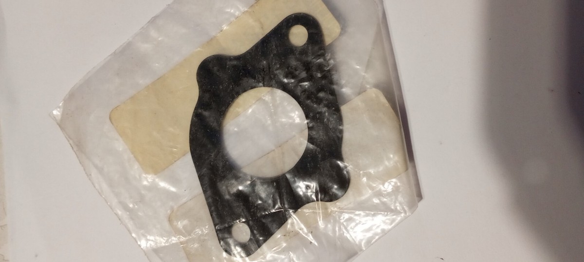 Polaris Sawtooth, Phoenix Manifold Gasket NOS 0452403 (L-10,061