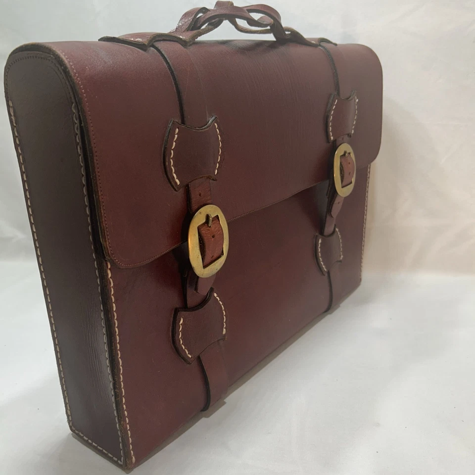 Cartera de cuero vintage hecha a mano en Inglaterra, maletín, computadora, bolso. Foto 2 de 4