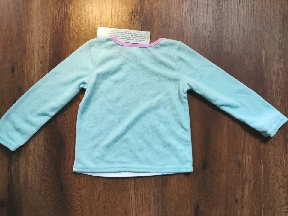 NUEVO CON ETIQUETAS Disney Frozen Elsa Suéter Suave Abeto Abeto. Ropa de Dormir Talla 6t Nuevo con Etiquetas Foto 4 de 4