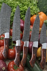 Vintage Damascus Steel blade Chef knives set - Engraved Wood - Hammer Pattern