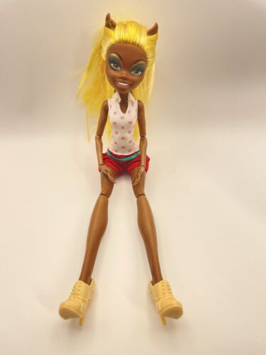 Monster High Pack of Trouble Sister Clawdia Wolf Jointed Yellow Hair Doll