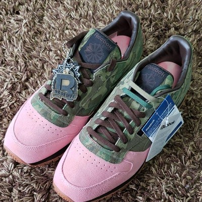 Reebok Classic Leather R12 Shoe Gallery Flamingoes at War Size