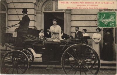 CPA TROYES Grandes Fetes Litteraires 1913 Reception a la Prefecture (927977)