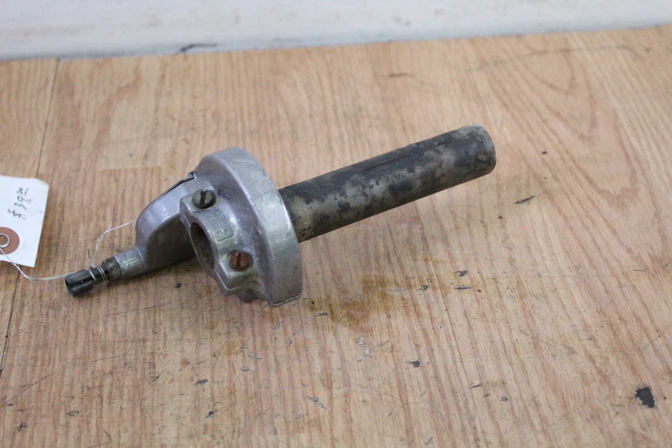 Husqvarna XC400 1986 montaje del acelerador Foto 3 de 4