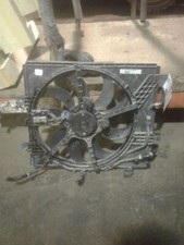 Radiator Fan Motor Fan Assembly Hatchback Note CVT Fits 12-19 VERSA 1508689
