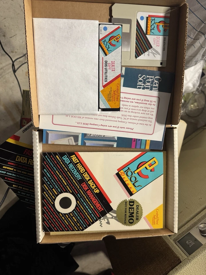 Central Point Software  PC Tools Deluxe Ver 5.50 IBM 3.5" and 5 1/4" Disk - Image 4 of 4