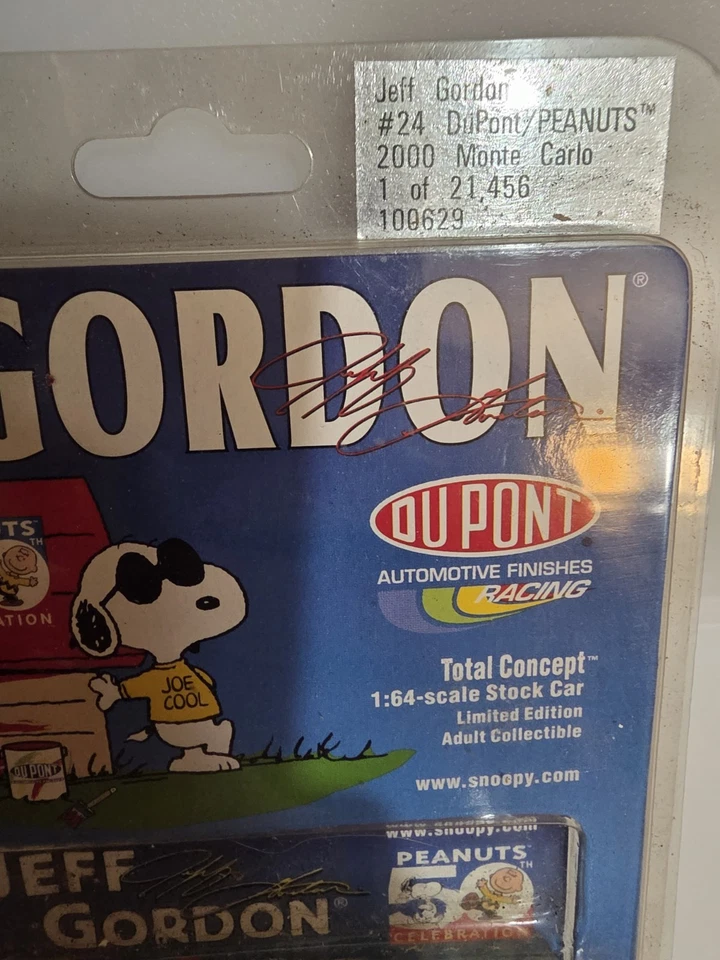 Acción Nascar #24 DuPont Jeff Gordon Peanuts 2000 50 aniversario LE 1:64 Foto 3 de 4