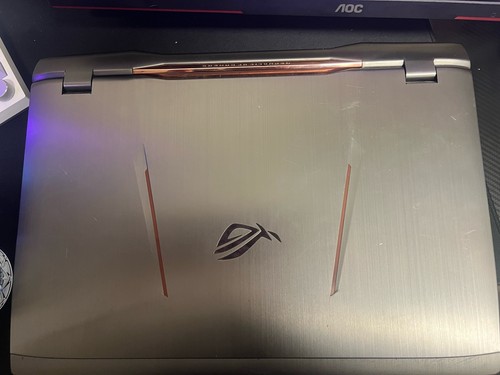 Laptop ASUS ROG G701VIK Intel Core I7 GeForce GTX 1080 8GB 477GB SSD Windows 10 - Bild 2 von 6