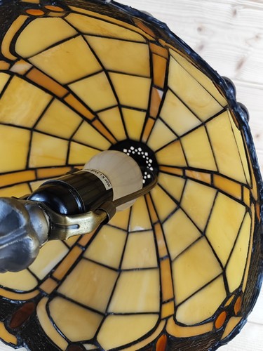 Vintage Tiffany Style Lamp Bedside Table Lamp Working High Quality 16" x 10" - Picture 16 of 22