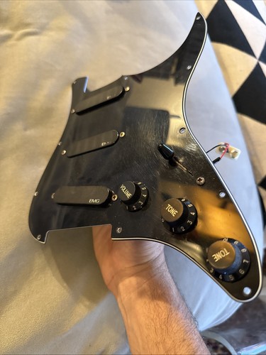 EMG DG20 David Gilmour Loaded guitar Pickguard, Pre-wired used but great shape - Picture 5 of 8