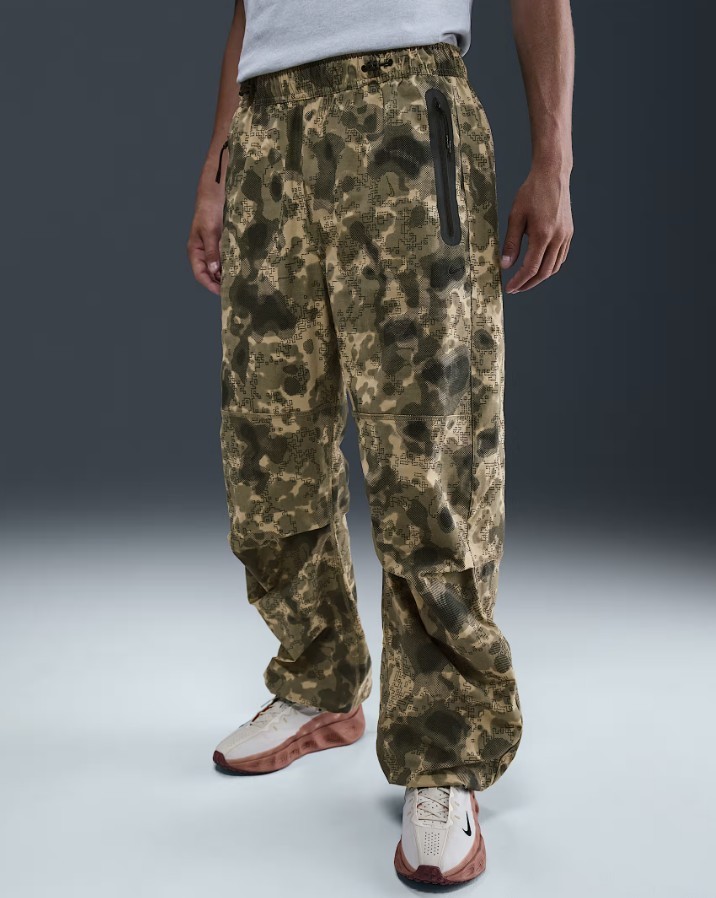 Size M L XL Nike Tech Men's Dri-FIT Woven Camo Loose-Fit Pants