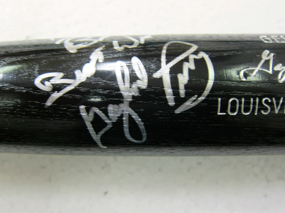 GAYLORD PERRY HALL OF FAME AUTOGRAPHED BLACK BASEBALL LOUISVILLE SLUGGER BAT - Изображение 2 из 4