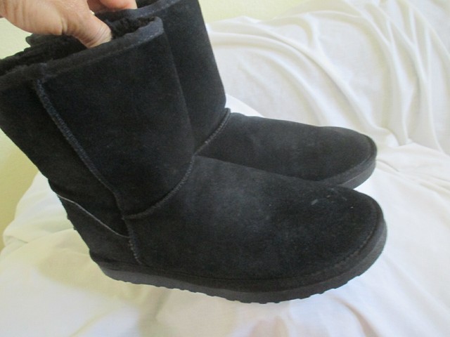 womens black ugg boots size 10
