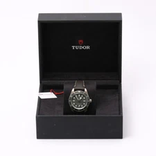 Tudor Black Bay 58 925 79010SG with 39mm Silver case and Grey dial. Excellent...