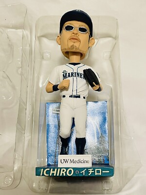ICHIRO SUZUKI #51 Seattle Mariners Baseball 2008 SGA BOBBLEHEAD