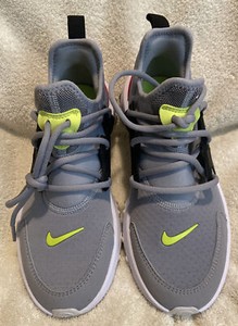 nike react presto wolf grey