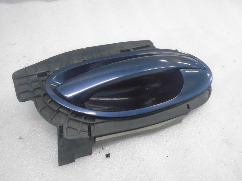2002-2005 BMW 745i E65 Exterior Door Handle Rear Right Side Blue OEM VI612364 — 第 3/4 张图片