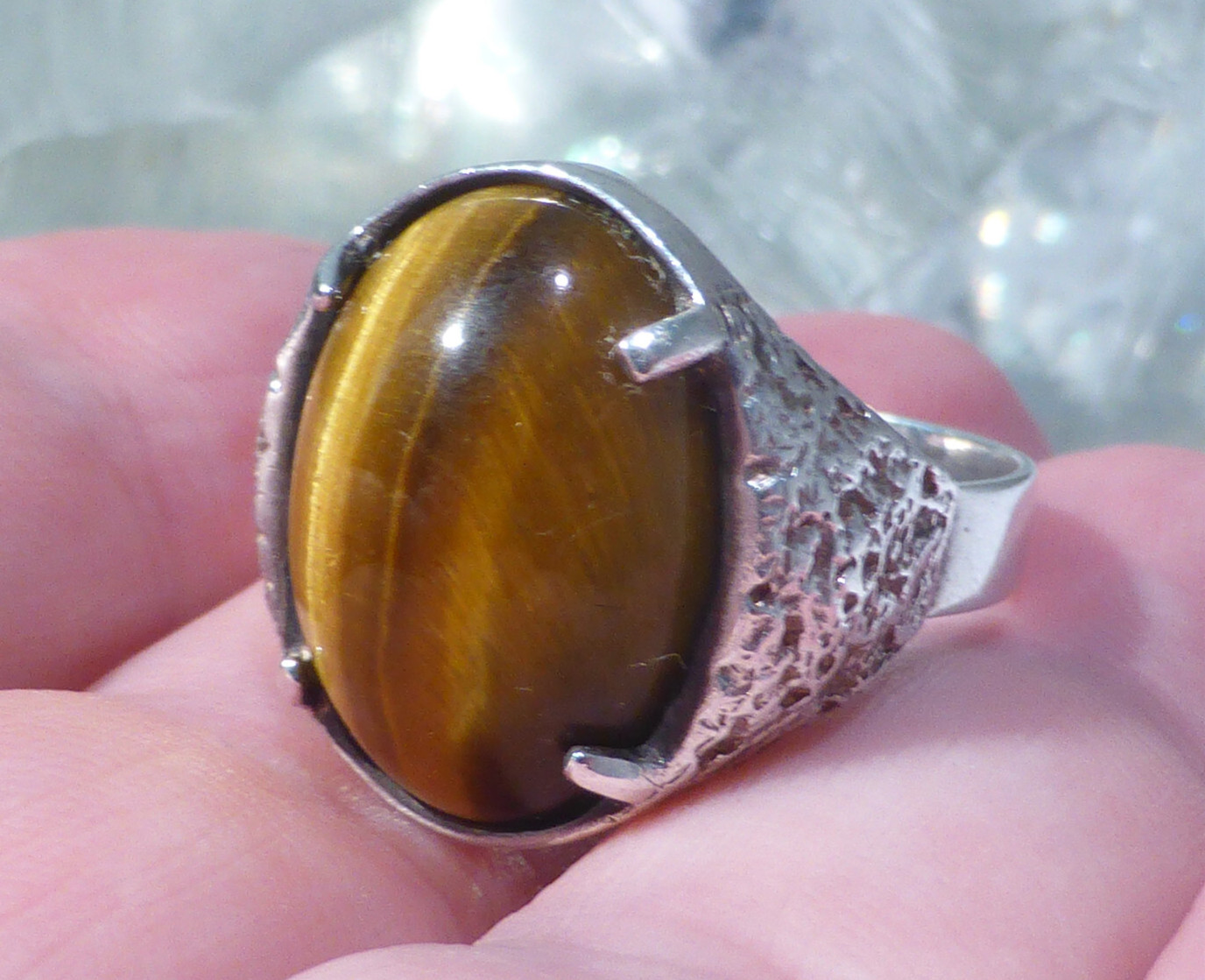 Solid Silver Ring Tigers Eye UK Hallmark 1975 Mak… - image 1
