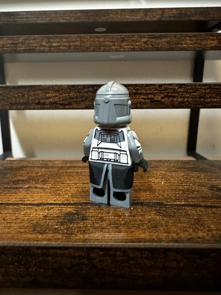 LEGO Star Wars Commander Wolffe Minifigure Grandpa Clone Customs (GCC) - NEW - Image 4 of 4