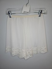 Vintage Vanity Fair Tricot Nylon Pillowtab White Slip Shorts Lace Detail Size 5