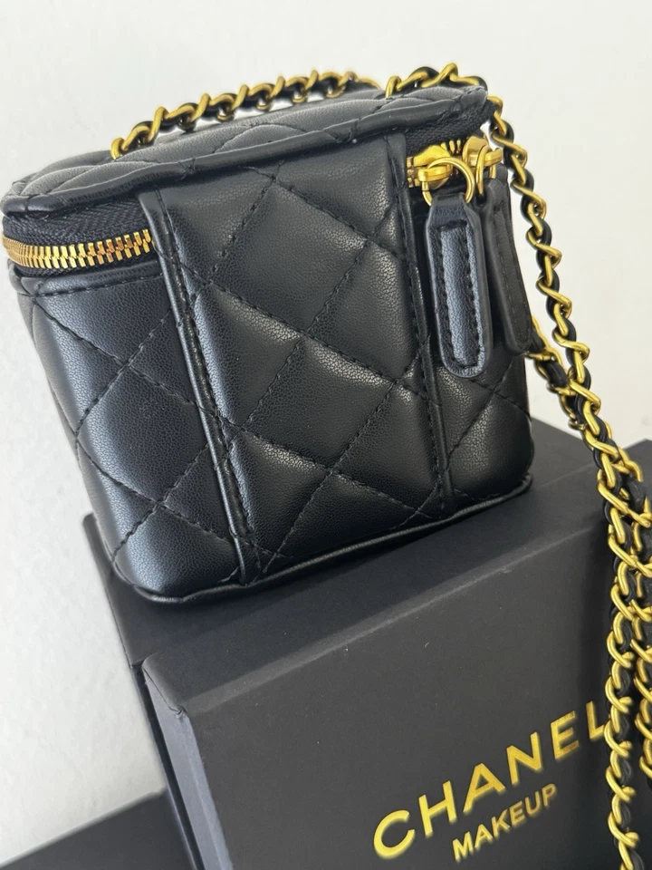 CHANEL Mini Vanity Case Vintage Cosmetic Makeup Box - Image 3 of 4