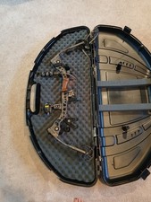 Mathews LX Compound Bow And Hard Case
