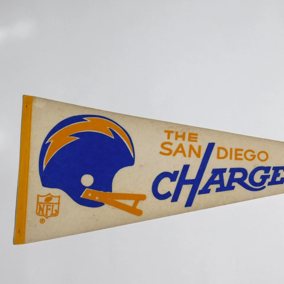 Vintage Original 1970s SAN DIEGO CHARGERS NFL Helmet Logo Full Size Pennant Flag - Image 2 of 4