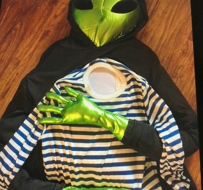 ALIEN ABDUCTION Chasing Fireflies 8 Boys Girls Halloween Costume NO FAN