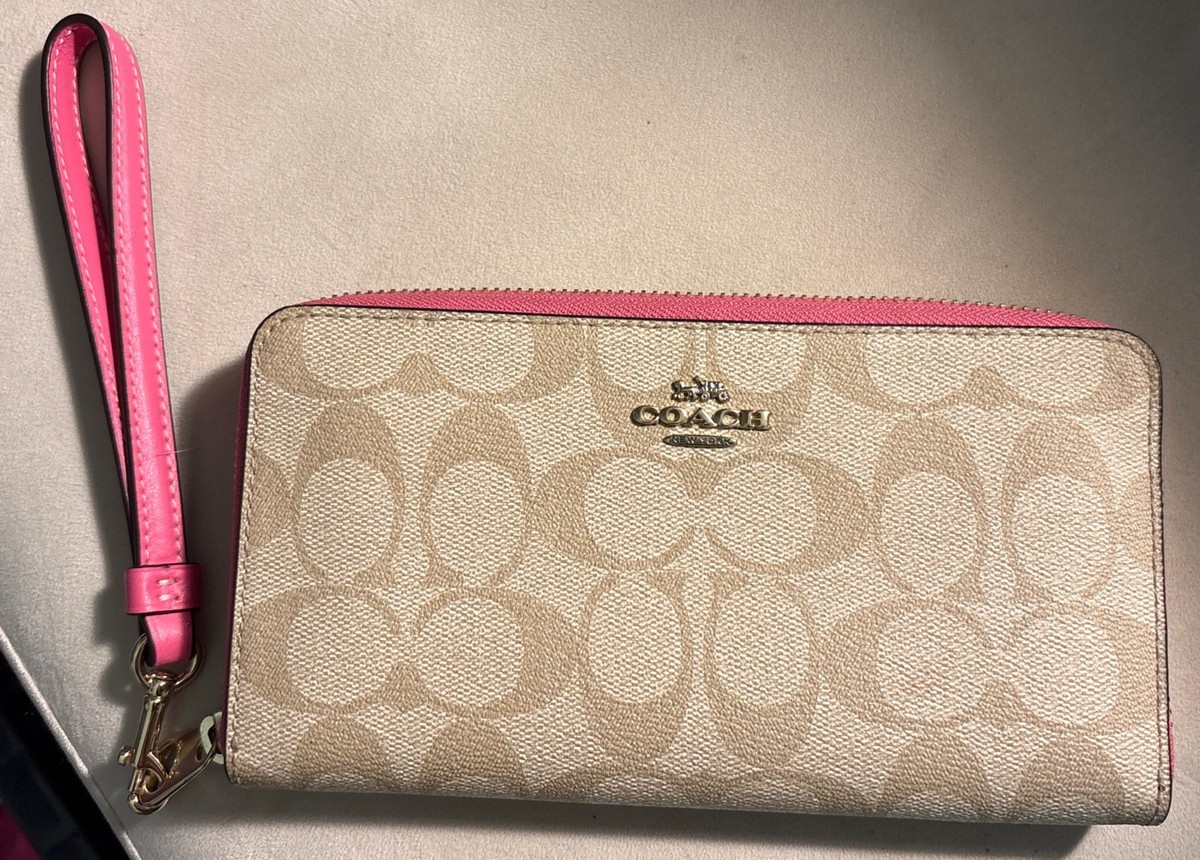 Coach Court Signature Backpack. Beige with Pink Leather Accents and Wristlet Coach pink backpack review: soft and chic main image 2