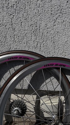 Campagnolo Vento 16 HPW 26 Zoll 650c Clincher Laufradsatz Rennrad, 24941