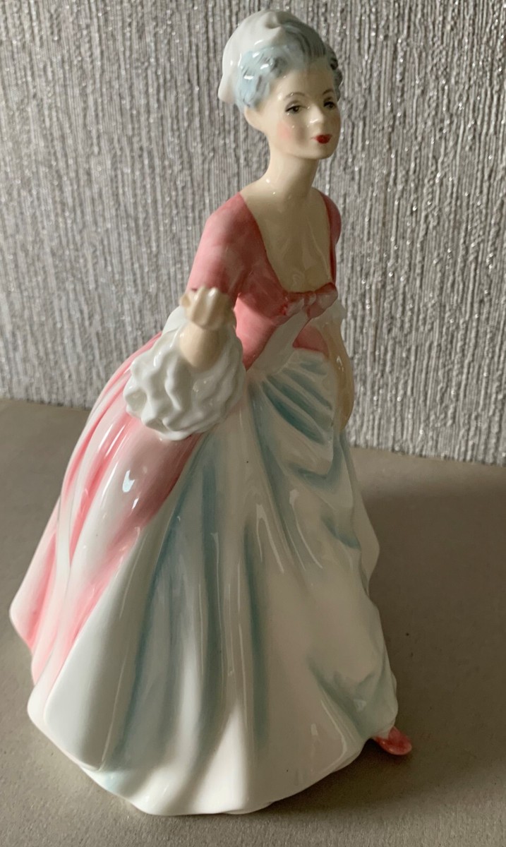 ROYAL DOULTON CHINA LADY FIGURE DOLL DIANA MODEL No HN 3266