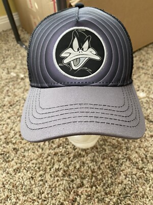 Looney Tunes Daffy Duck Snapback Trucker Hat. Brand New. OSFM