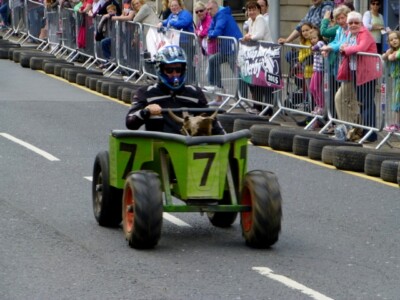 Photo 6x4 Green soapbox, Omagh An Oghmagh This one's going fast c2015