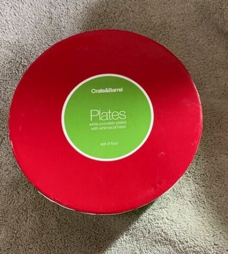 Crate Barrel Christmas Tree 6 inch Appetizer Dessert Plate Set of Four BRAND NEW - Picture 2 of 3