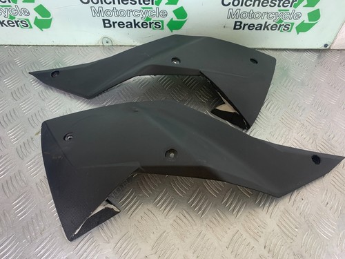 KTM 990 SUPERMOTO T PANNELLI SERBATOIO SINISTRO E DESTRO ANNO 2010-2011 (CMB1127) - Foto 1 di 10