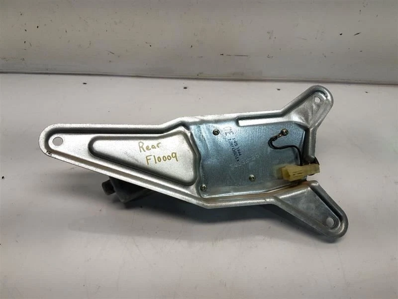 Motor limpiaparabrisas trasero Chevrolet Tracker 1999-04  Foto 3 de 4