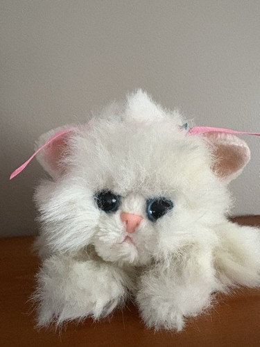 Vintage Kitty Kitty Kittens White Persian Cat Tyco 1992 Purring Plush Lovey Pink - Picture 2 of 5