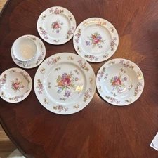 Harmony House Fine China JAPAN DRESDANIA 7 Piece Place Setting